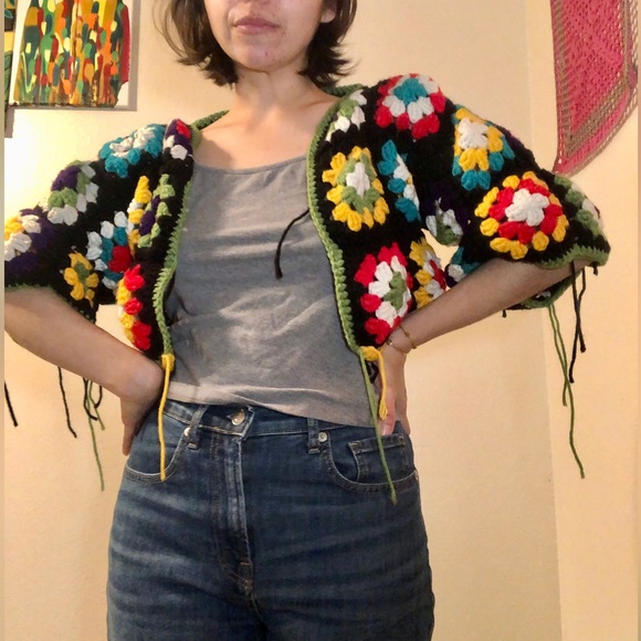 SOLD crocheted granny square crop sweater - Picture 2 of 9